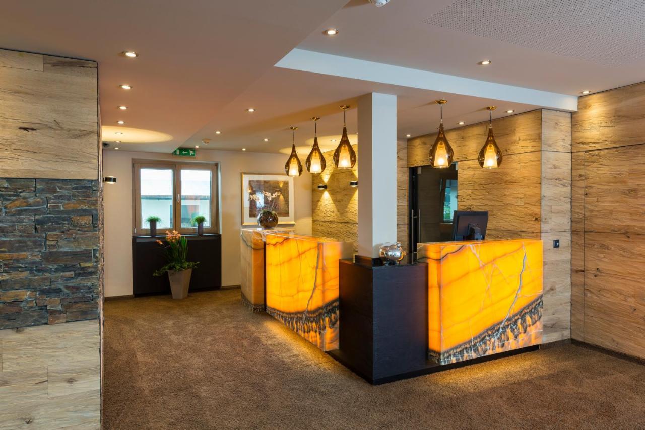 Aparthotel Bergland Soll Exterior photo