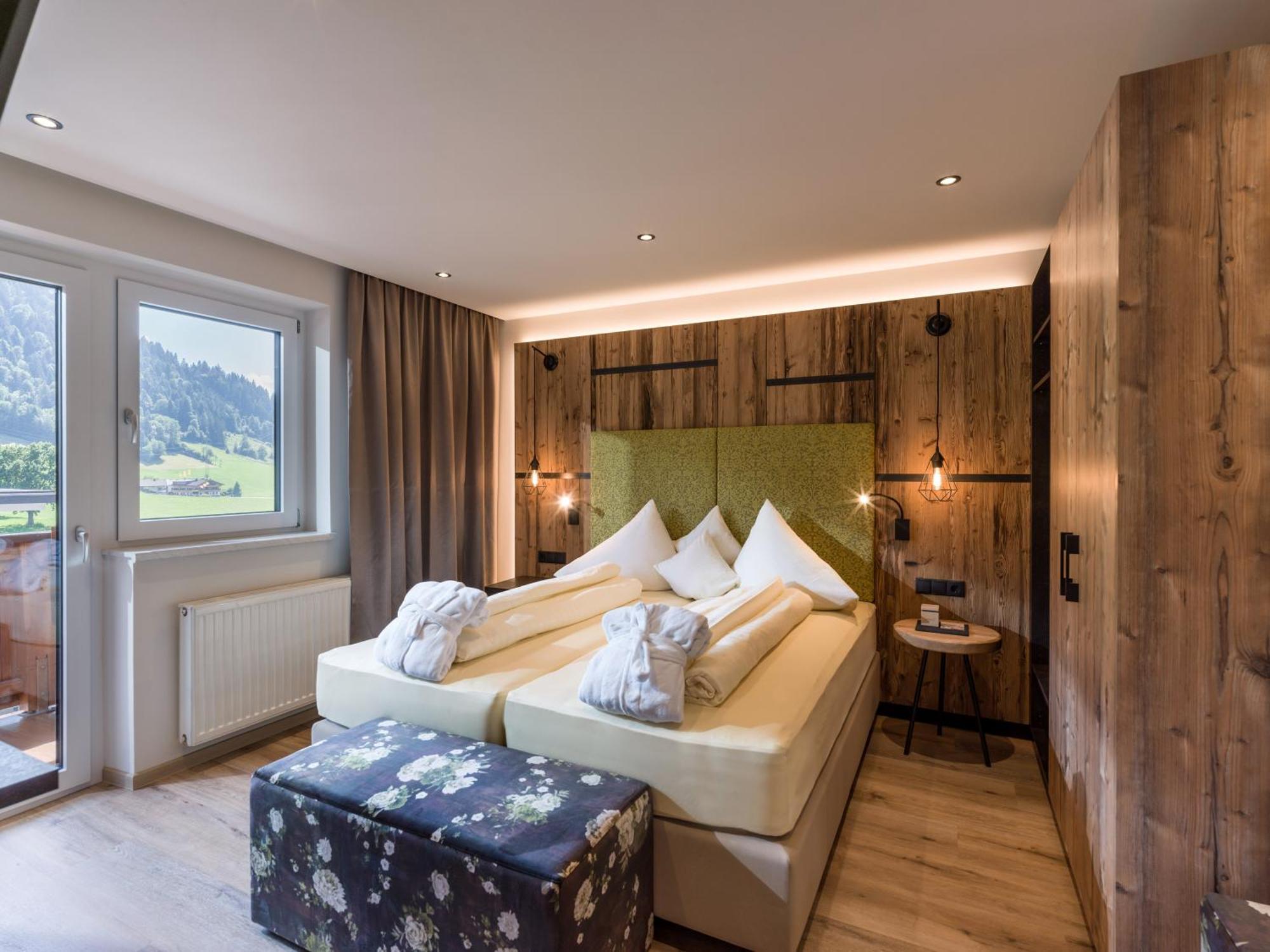 Aparthotel Bergland Soll Exterior photo